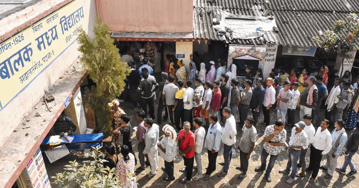 2025 Bihar Polls | 53 per cent turnout till 3 pm; ‘Roti should be flipped, otherwise will burn’: Lalu calls for govt change