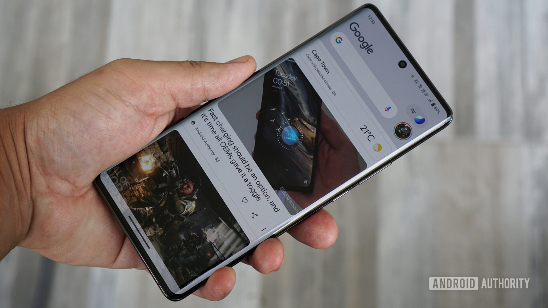 Google is replacing Discover news headlines with laughably awful AI titles
